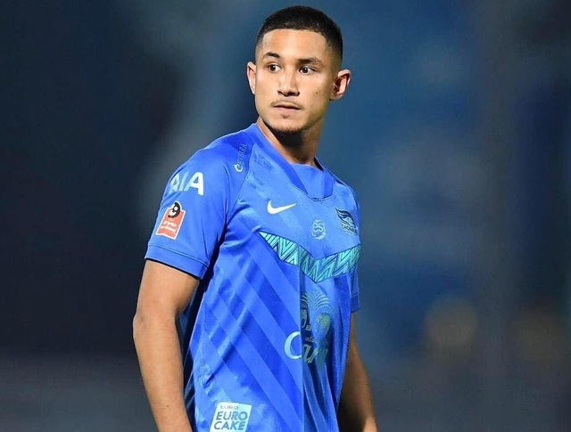 Faiq Bolkiah là cầu thủ giàu nhất thế giới