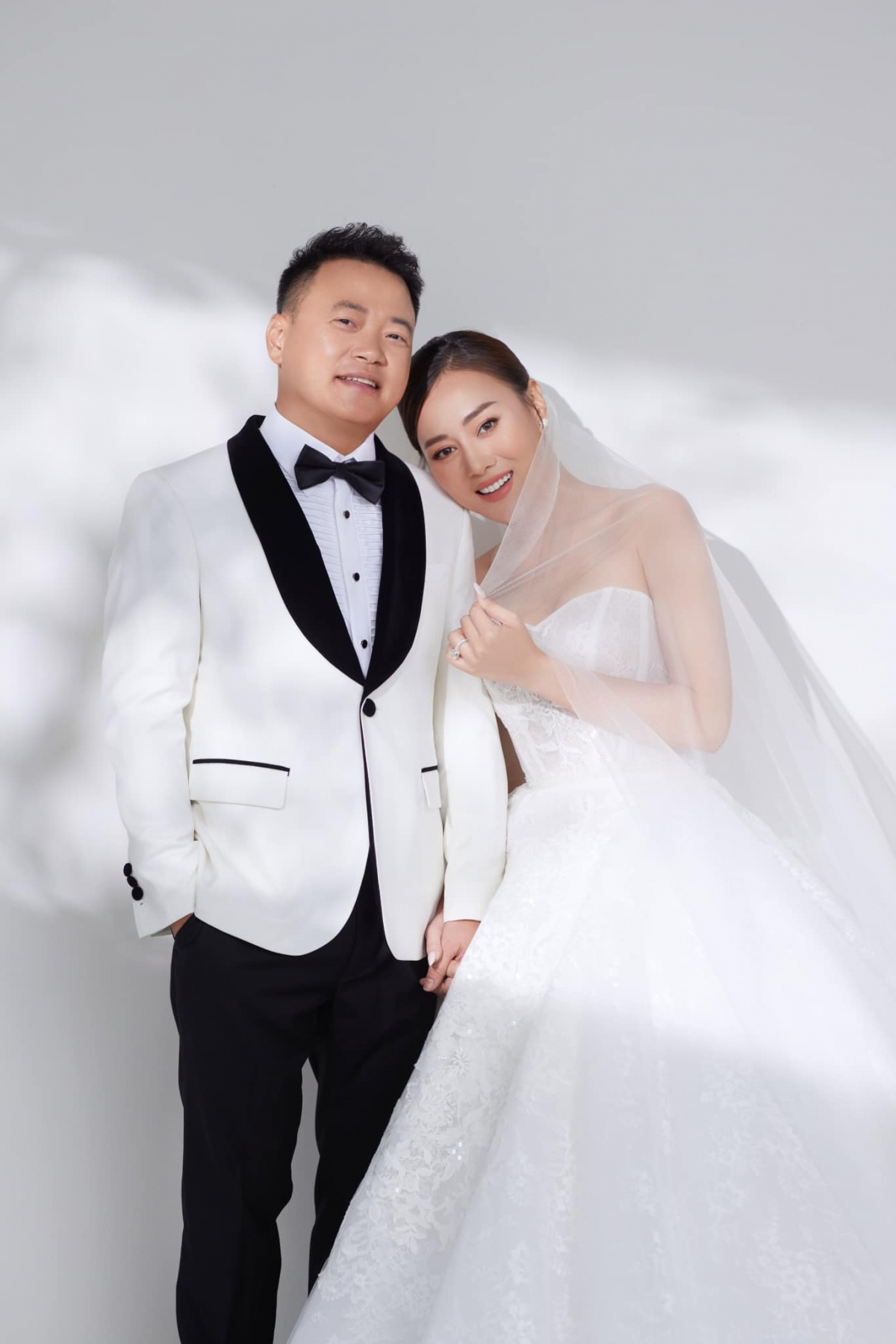 Phương Oanh xác nhận đang hẹn hò với Shark Bình vào năm 2022