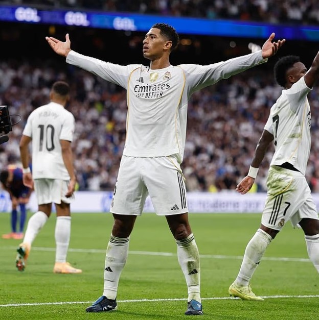 Bellingham ăn mừng bàn thắng quan trọng Jude Bellingham ăn mừng bàn thắng cho Real Madrid