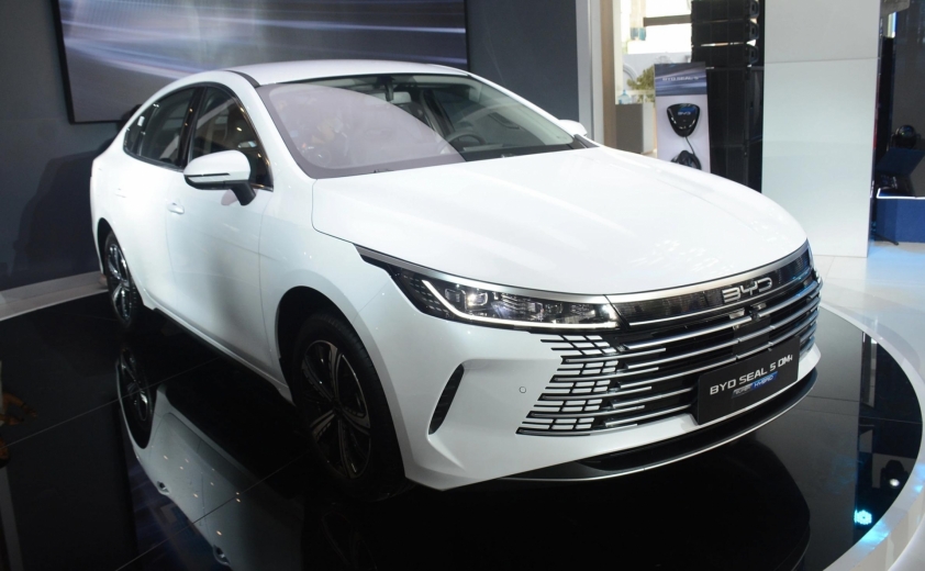 Nội thất tiện nghi BYD Seal 5