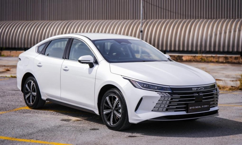 Sedan BYD Seal 5 với thiết kế hiện đại