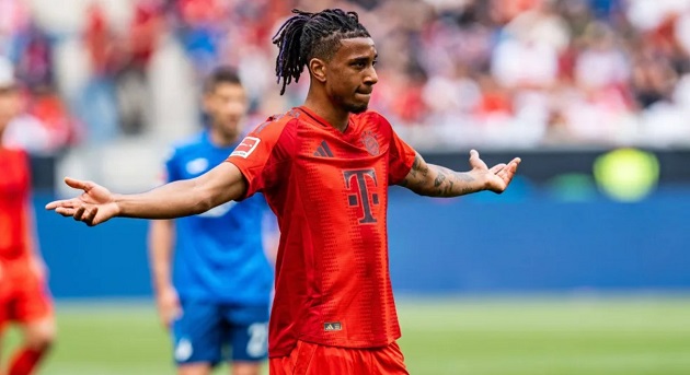 Olise gây ấn tượng ở Bayern.