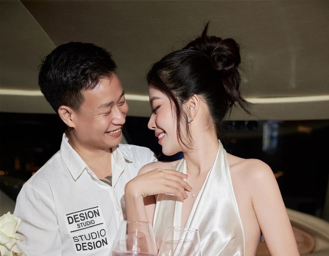 Nam Em bên bạn trai Bùi Hữu Cường
