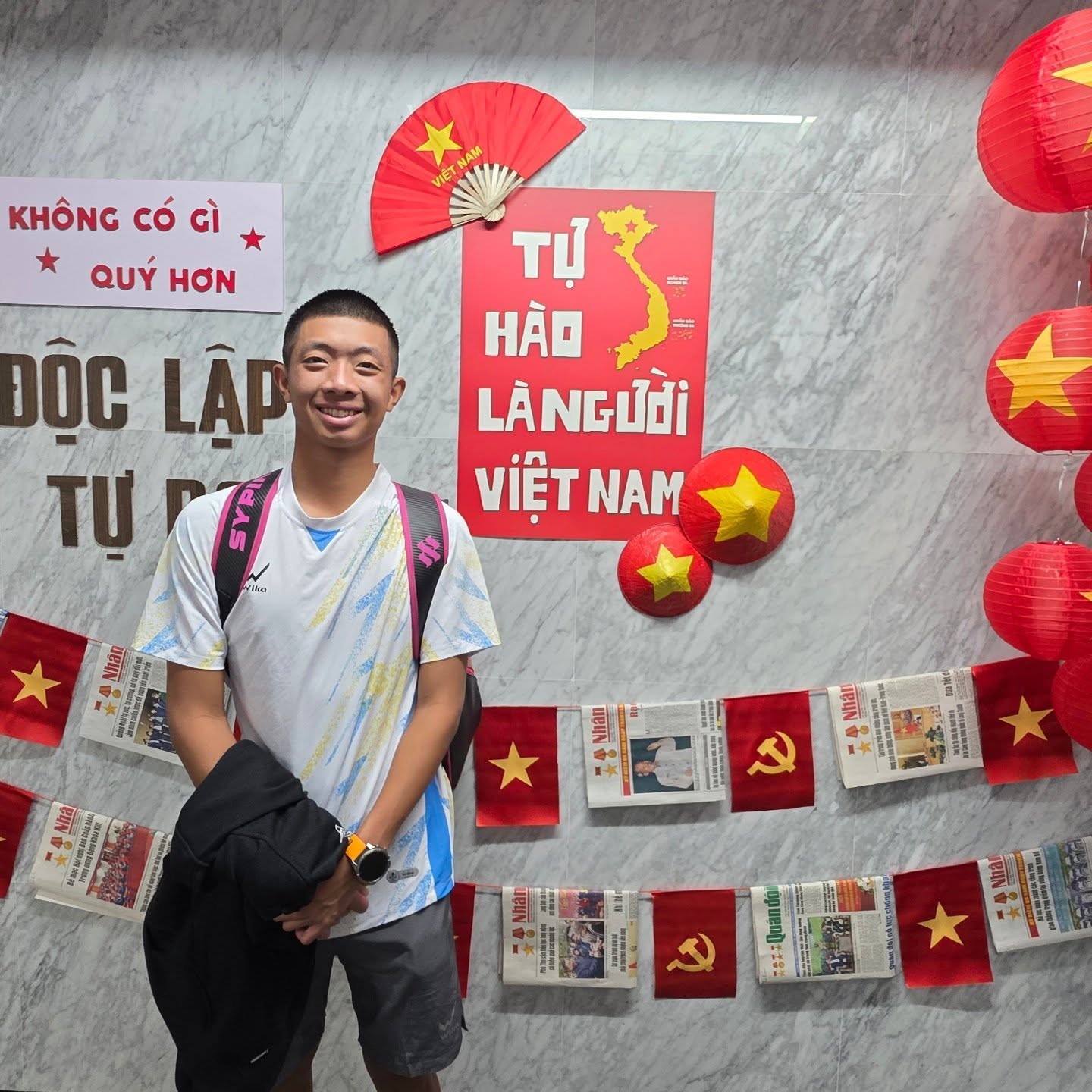 Quang Dương chia sẻ trên trang cá nhân về việc đấu giá huy chương vàng Quang Dương đấu giá huy chương vàng hỗ trợ miền Trung