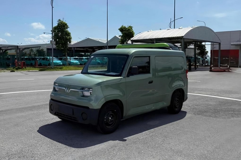 VinFast EC Van khoang chứa đồ phía sau