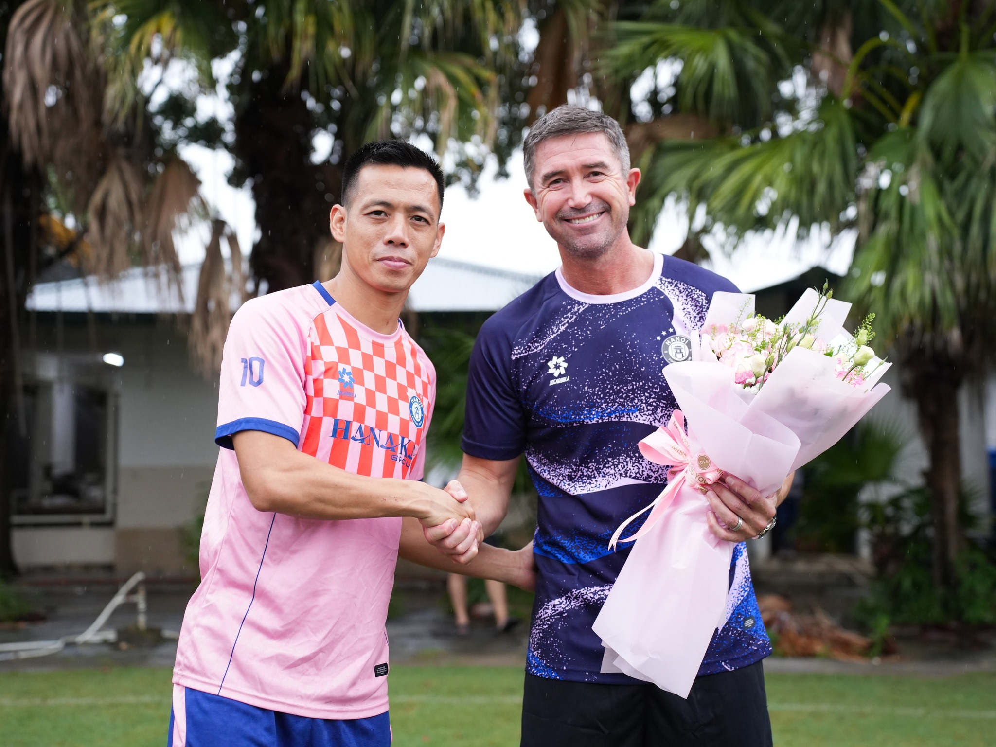 HLV Kewell được kỳ vọng sẽ giúp CLB Hà Nội sớm lấy lại vị thế hàng đầu V-League.