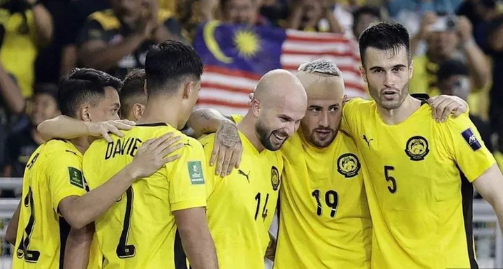 FIFA cảnh báo sai phạm nghiêm trọng của Liên đoàn bóng đá Malaysia