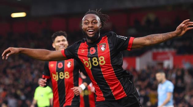 Antoine Semenyo giúp Bournemouth bay cao. Antoine Semenyo giúp Bournemouth bay cao.