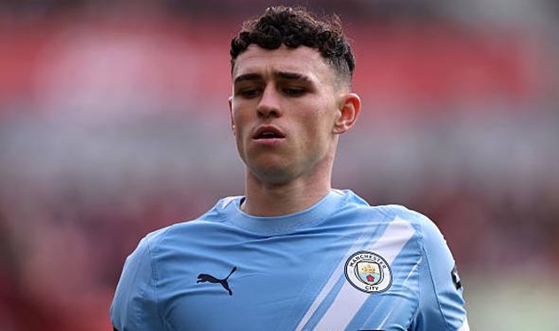 Phil Foden góp mặt hầu hết các pha bóng tấn công của Man City