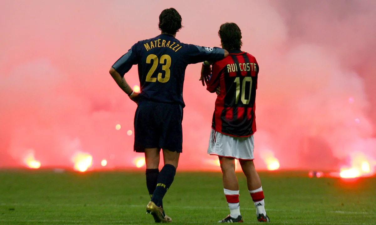 Khoảnh khắc lịch sử giữa Materazzi và Rui Costa tại San Siro năm 2005