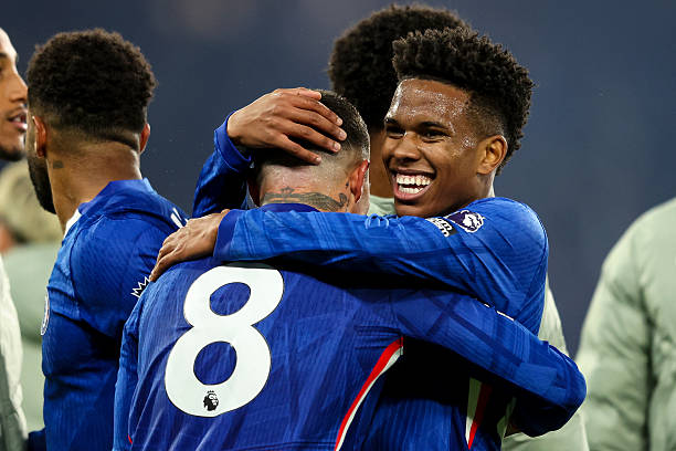 Estevao Willian tỏa sáng cùng Chelsea.