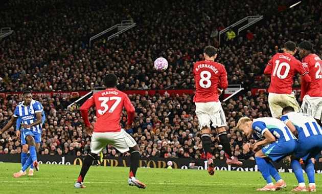 Welbeck ghi bàn nhưng không thể giúp đội nhà có điểm. Welbeck ghi bàn cho Brighton