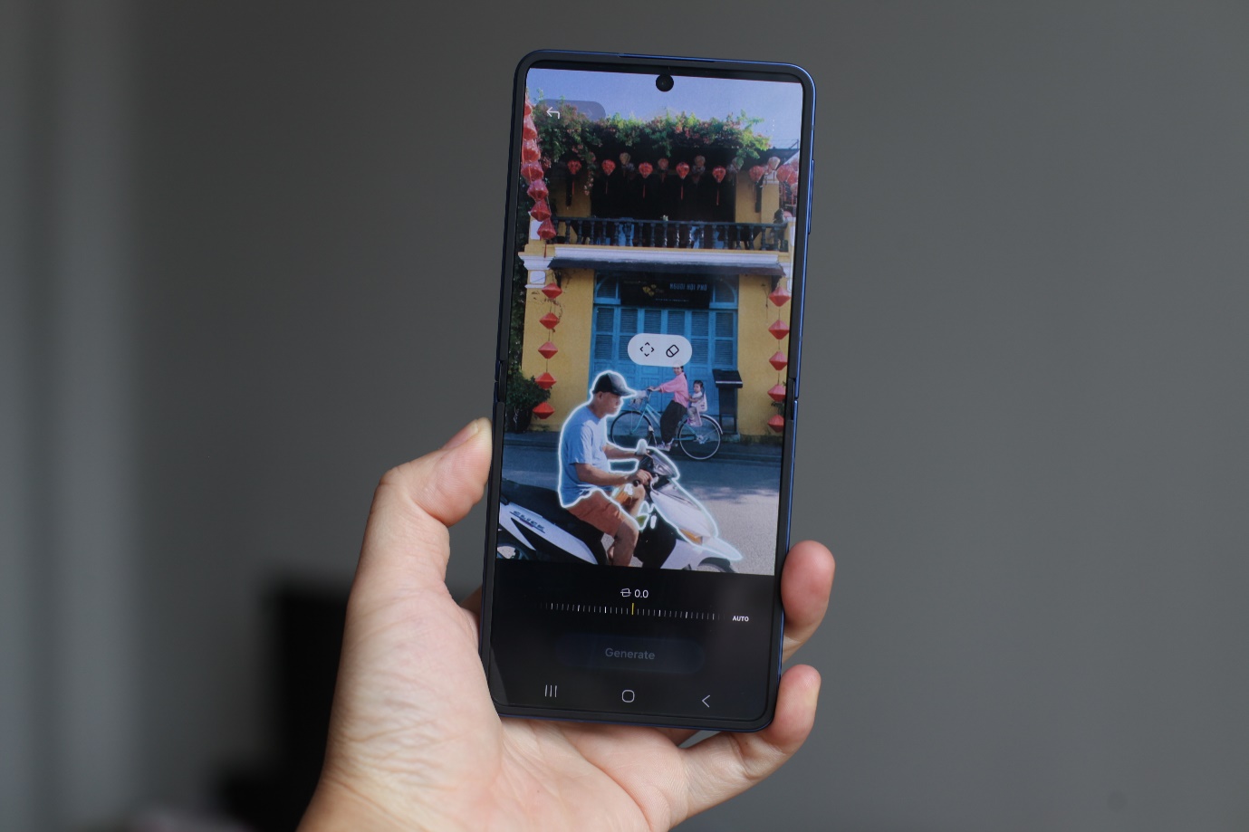 Trải nghiệm AI trên Samsung Galaxy Z Flip7: đáng giá và nhiều bất ngờ - Ảnh 2. Trải nghiệm AI trên Samsung Galaxy Z Flip7: đáng giá và nhiều bất ngờ - Ảnh 2.