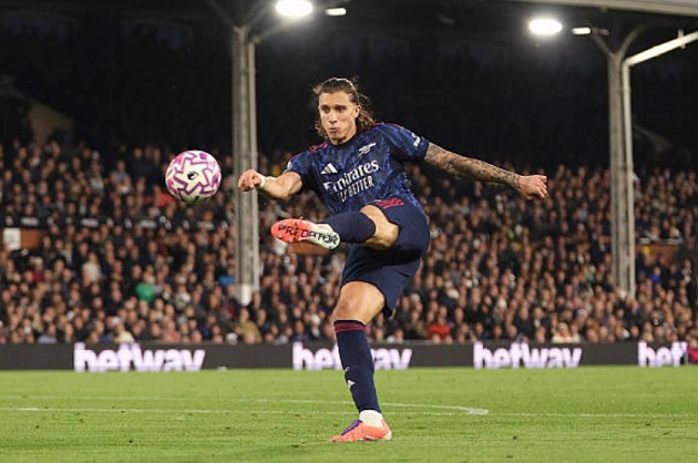 Calafiori đang thoải mái di chuyển tự do trong các pha tấn công của Arsenal