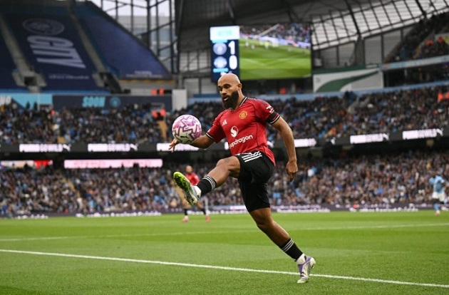 Man Utd chơi trực diện hơn trong thời gian qua. Man Utd chơi trực diện hơn trong thời gian qua.