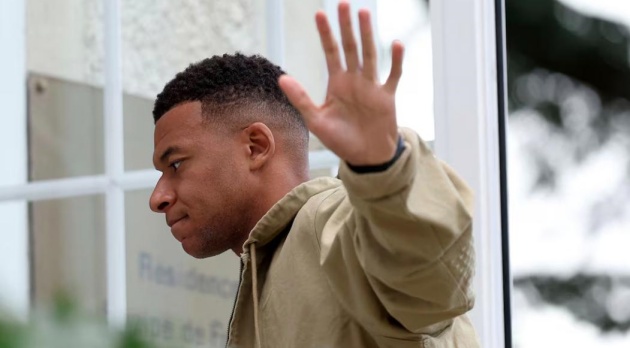 Mbappe toàn diện cả kỹ thuật và tốc độ