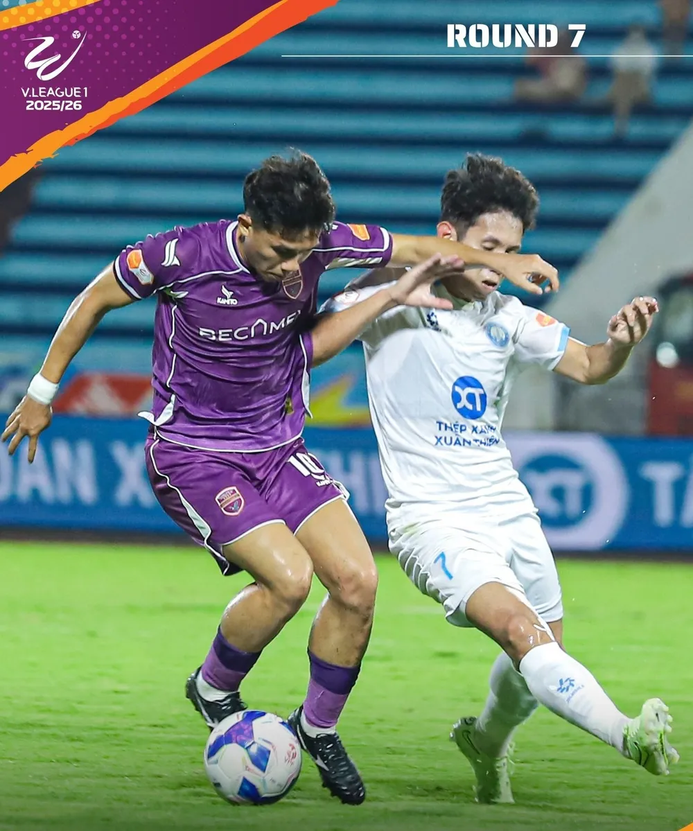 Minh Khoa ghi bàn mở tỷ số