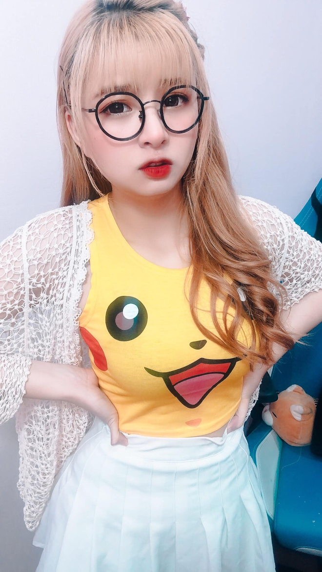 Mèo 2k4 trở lại mạnh mẽ