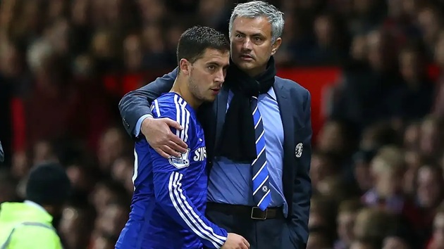 Hazard và Mourinho khi còn ở Chelsea. Hazard và Mourinho khi còn ở Chelsea.