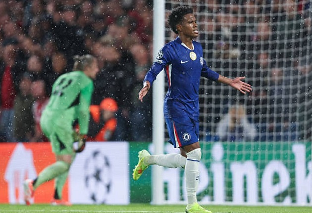 Estevao phát triển thần tốc tại Chelsea