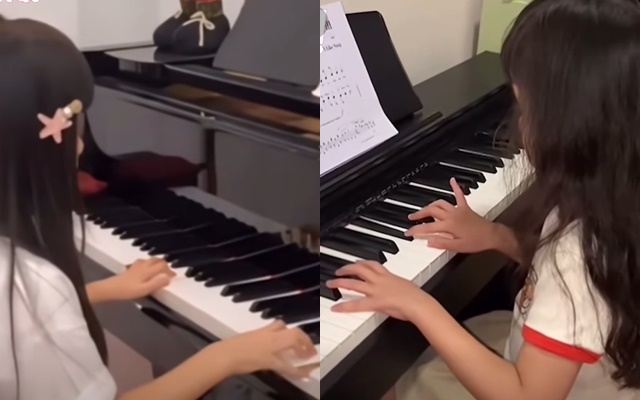 Cô bé Desity đệm đàn cực khéo