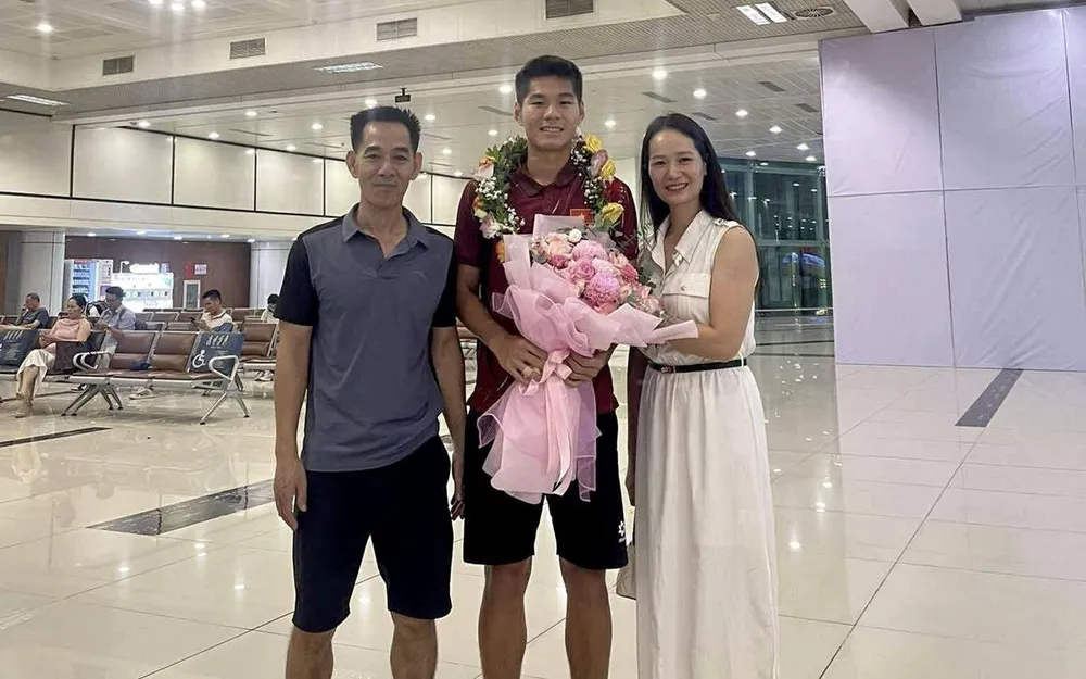 Gia đình chính là điểm tựa của Hiểu Minh