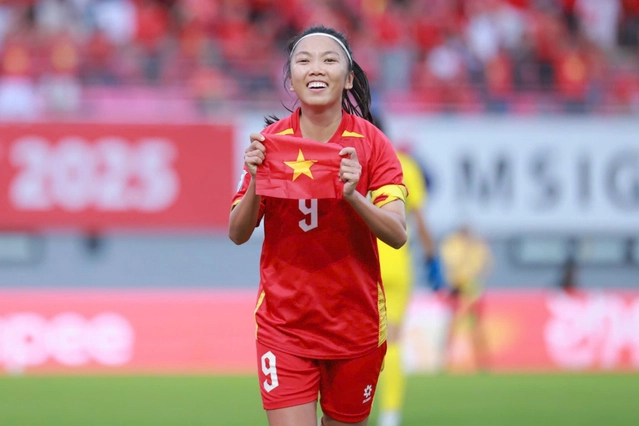 Huỳnh Như nâng tỷ số lên 2-0 trong trận tranh hạng ba với ĐT nữ Thái Lan Huynh Nhu nang ty so len 2-0 trong tran tranh hang ba voi dT nu Thai Lan