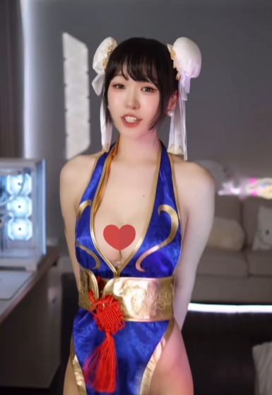 Trình làng màn cosplay Chun-li Nữ cosplayer Smolmerichan hóa thân Chun-li quyến rũ
