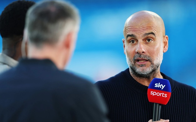 Pep Guardiola nổi bật với phong cách huấn luyện đặc trưng