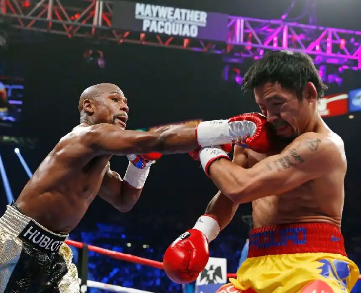 Mayweather và Pacquiao từng tạo nên trận đấu đáng nhớ cách đây 10 năm Mayweather và Pacquiao trong trận đấu lịch sử năm 2015