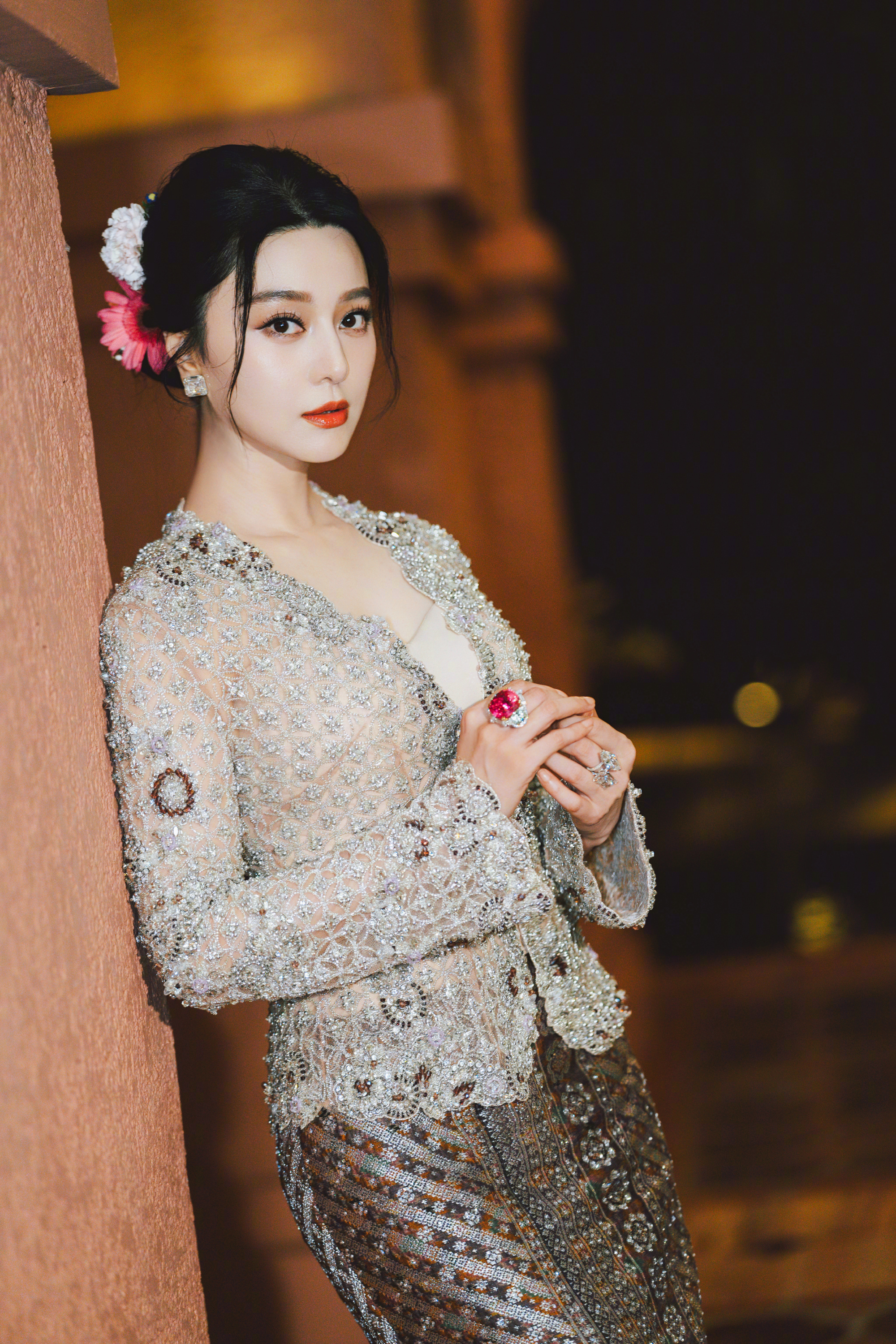 Phạm Băng Băng không ngóc đầu lên nổi- Ảnh 4. Phạm Băng Băng bị thanh lọc khỏi showbiz sau khi gây tội tày đình