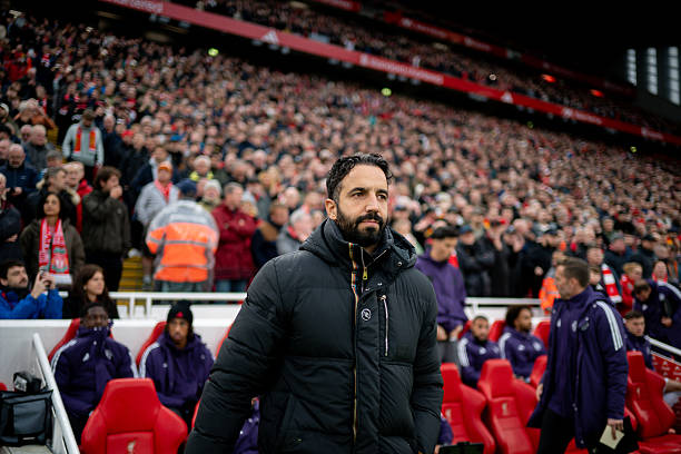 Amorim vẫn chưa có cho mình những cầu thủ phù hợp nhất. Amorim vẫn chưa có cho mình những cầu thủ phù hợp nhất.