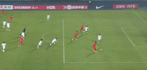 Tuyển Trung Quốc đại thắng đội Đông Nam Á 14-0, vươn lên dẫn đầu bảng giải châu Á- Ảnh 1. U17 Trung Quốc thắng dễ U17 Timor Leste.