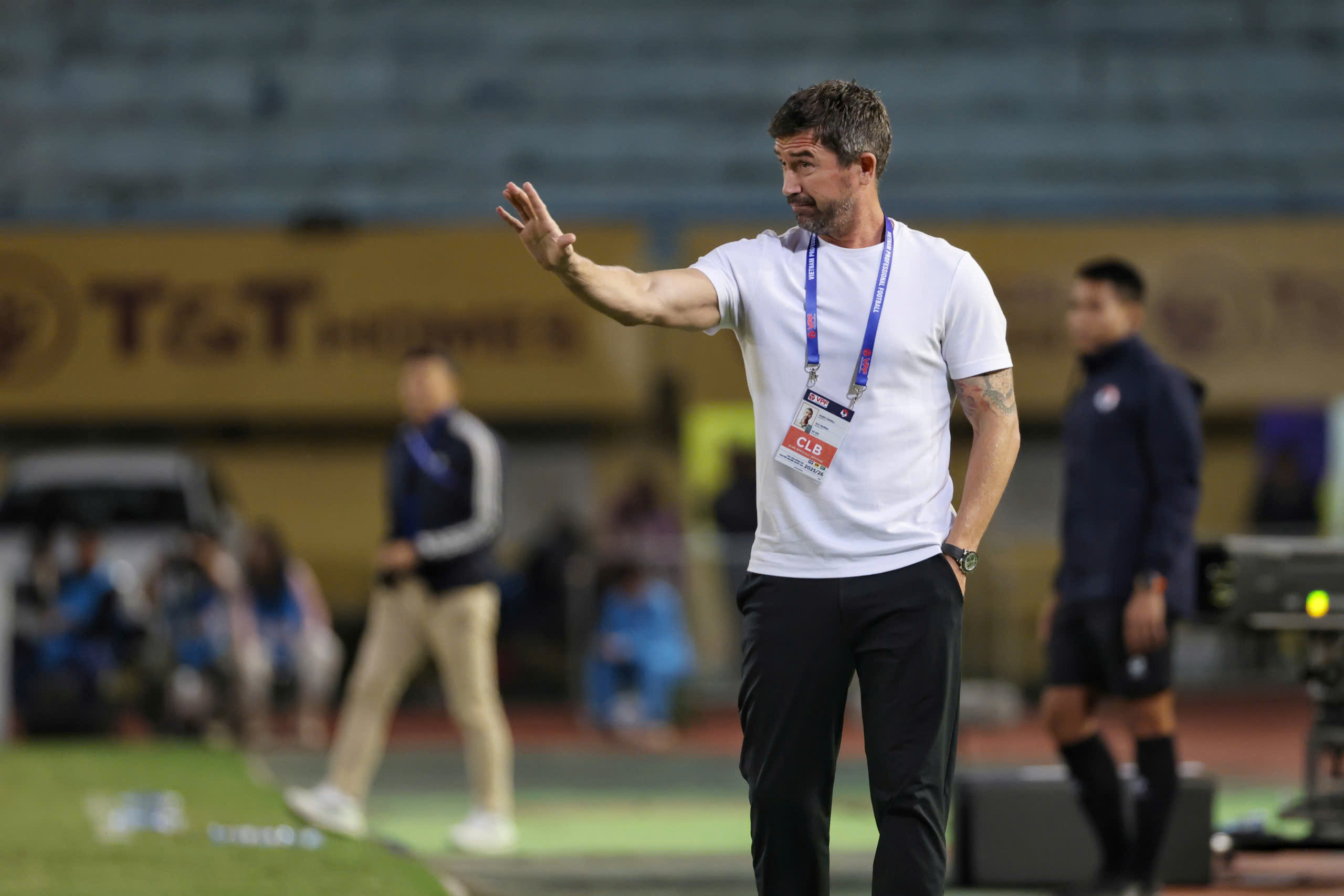 HLV Harry Kewell có thành tích tích cực khi dẫn dắt Hà Nội FC