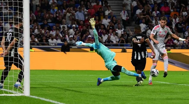 Lyon có thể gây bất ngờ trước PSG?