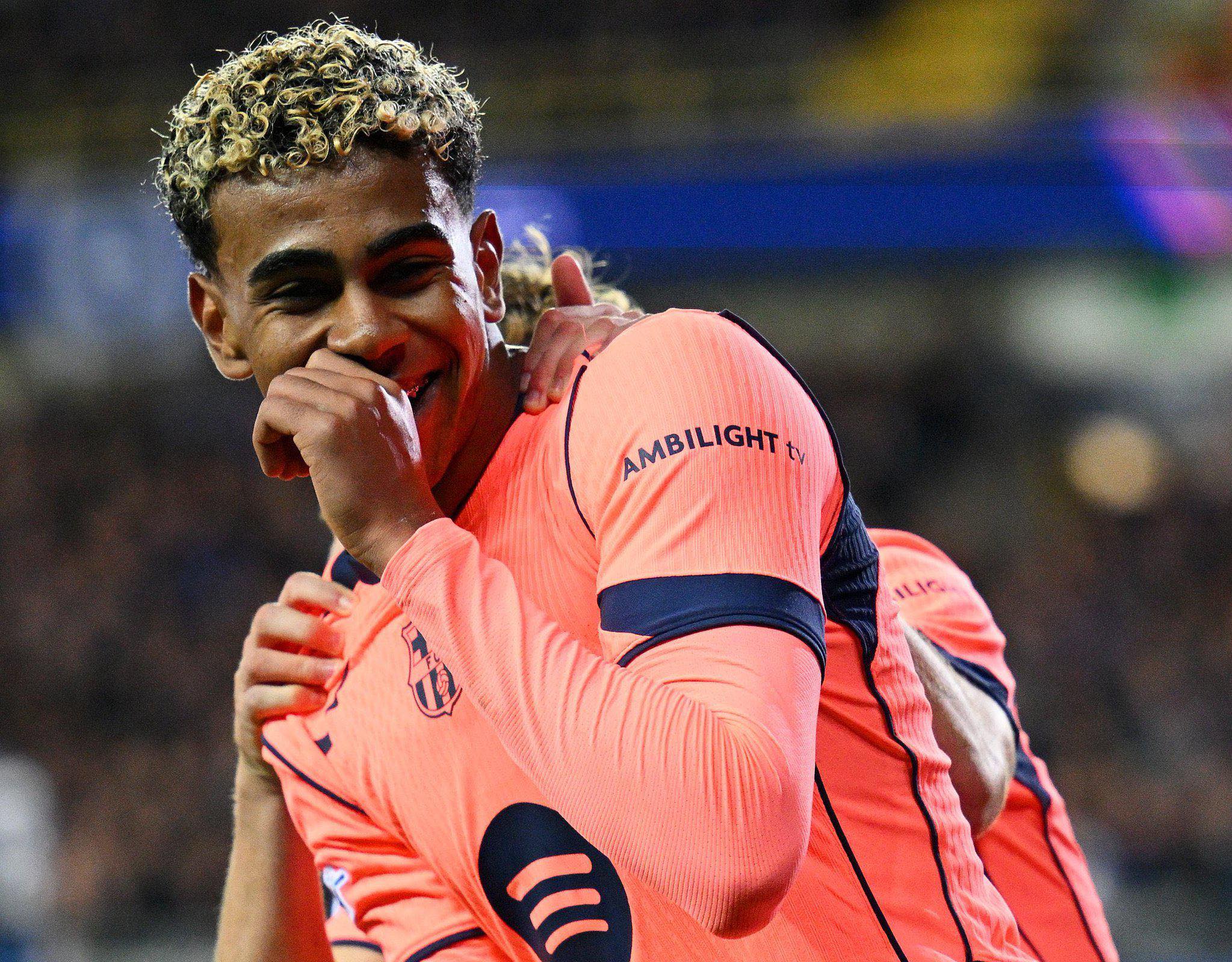 Yamal thể hiện phong độ trên sân cỏ