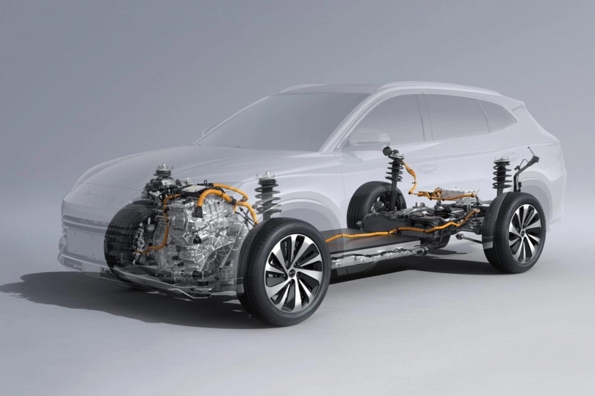 VinFast có thể bán xe hybrid từ năm sau: Bước chuyển chiến lược giữa giai đoạn thị trường điện hóa chững lại VinFast ra mắt xe hybrid 2026