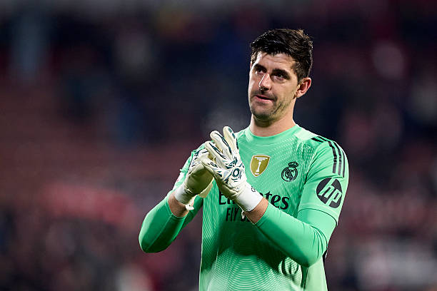 Thibaut Courtois giúp Real Madrid giữ lại 1 điểm trước Girona. Thibaut Courtois cứu thua cho Real Madrid