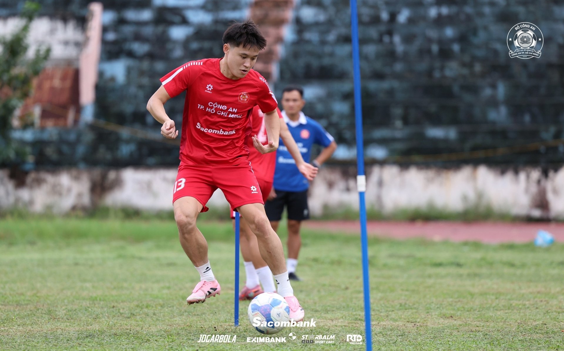 Khổng Minh Gia Bảo sẽ được tạo điều kiện vào sân thi đấu?