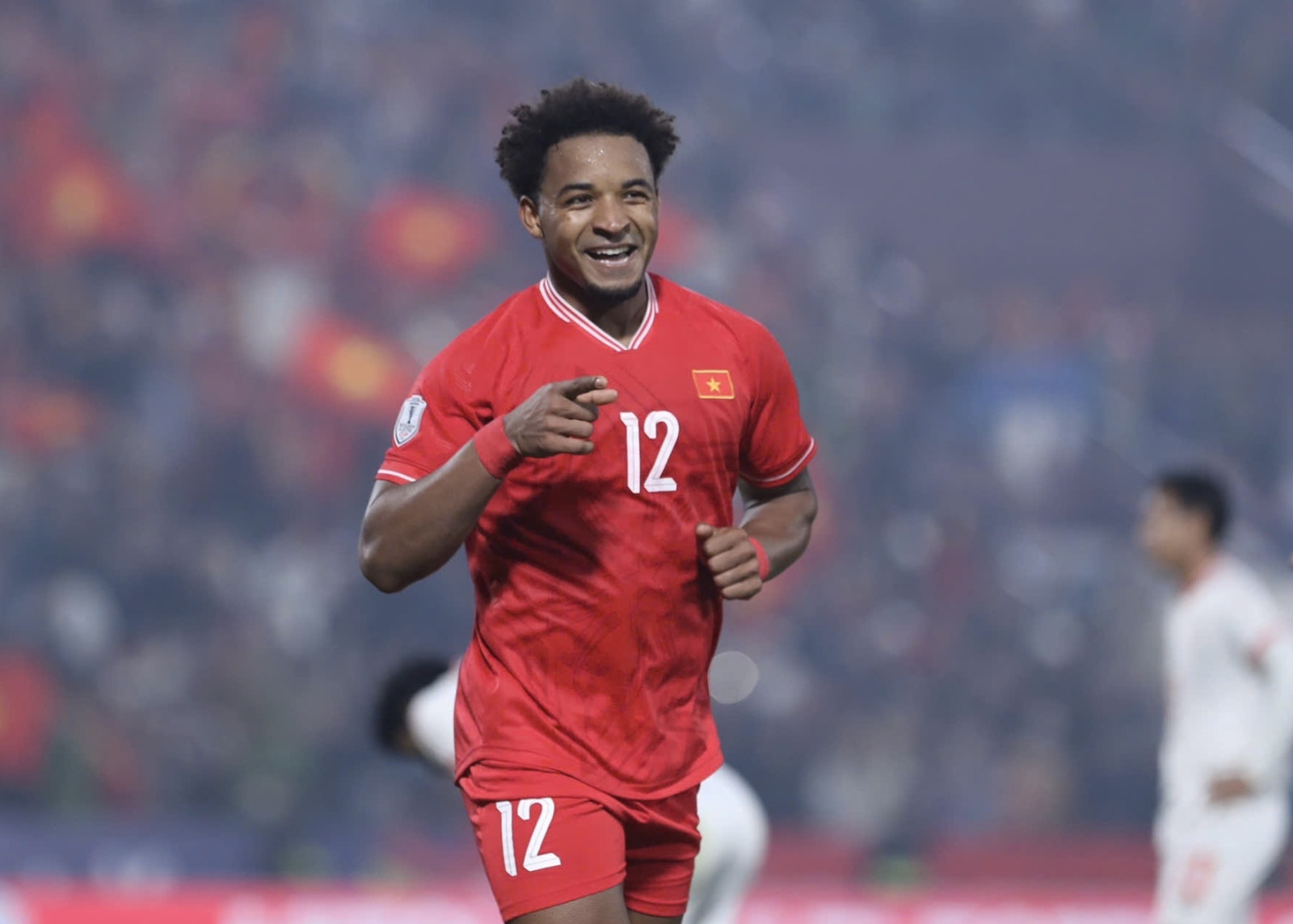 Xuân Son đá chính trước Lào?