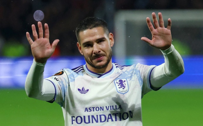 Buendia sút hỏng quả 11 mét ở phút cuối.