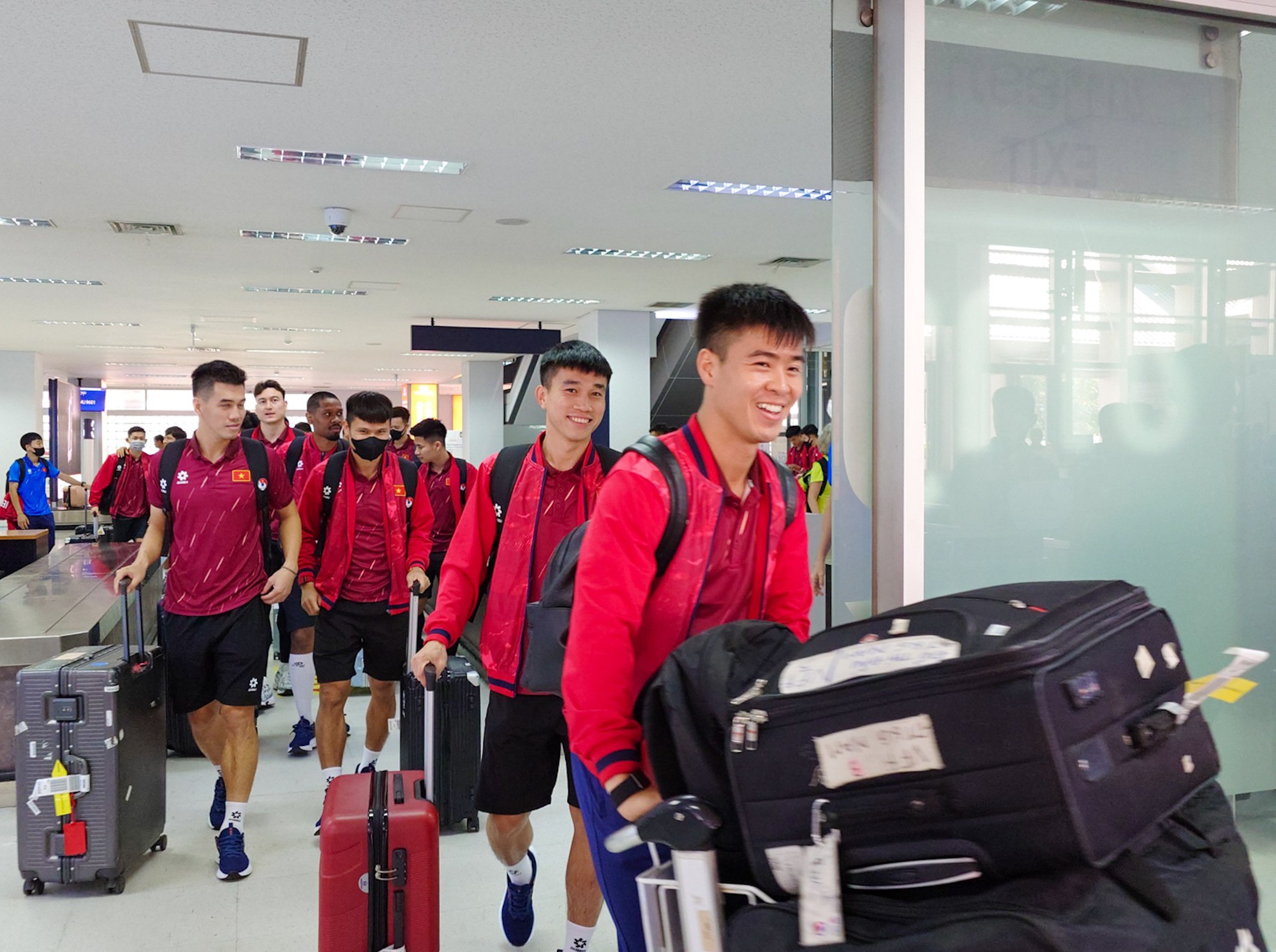 Đội tuyển Việt Nam chuẩn bị cho trận đấu ở Lào