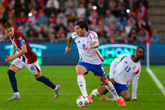 Khó khăn chờ Ý ở trận quyết định. Khó khăn chờ Ý ở trận quyết định.