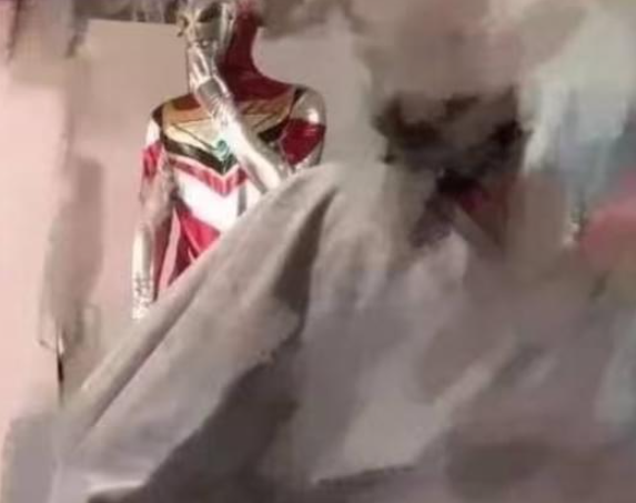 Yêu fan nam Ultraman, cô gái hoang mang chia sẻ tình huống khó đỡ- Ảnh 3. Bạn trai trong trang phục siêu nhân Ultraman