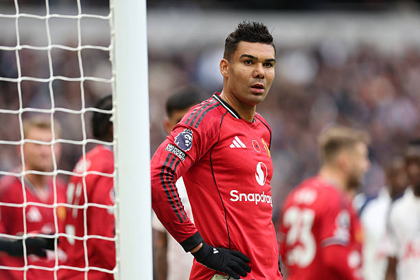Casemiro mang đến bài toán khó cho Man Utd.