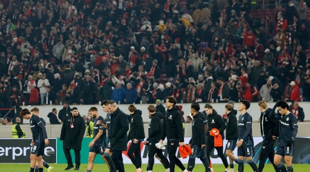 Feyenoord thất vọng sau trận thua Stuttgart