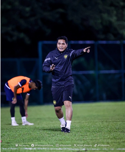 HLV Nafuzi Zain yêu cầu thắng U22 Lào trước khi nghĩ tới U22 Việt Nam