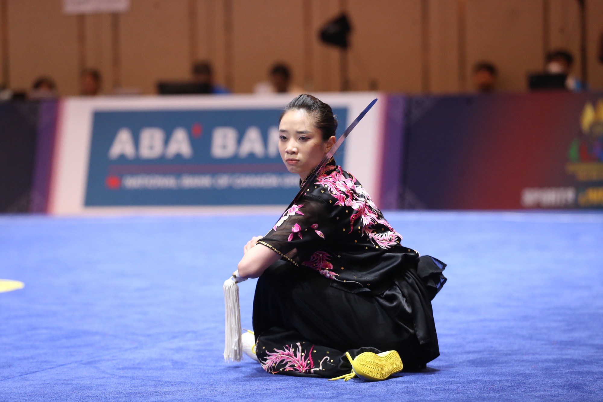 Dương Thúy Vi đoạt huy chương vàng Kiếm thuật và Thương thuật