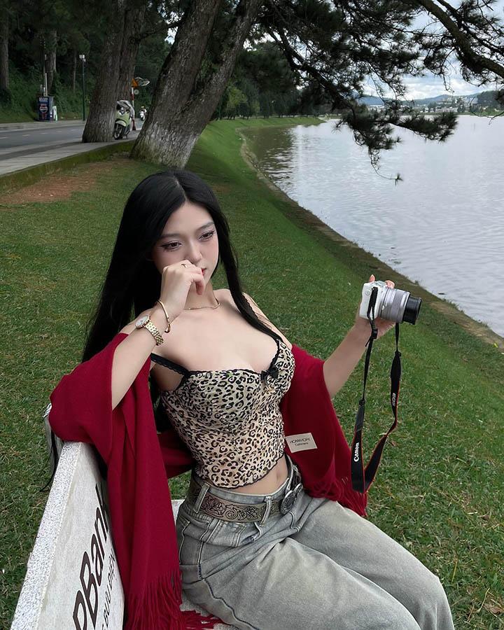 Visual đỉnh cao, hot girl khiến fan say đắm vì những bức ảnh táo bạo- Ảnh 4.