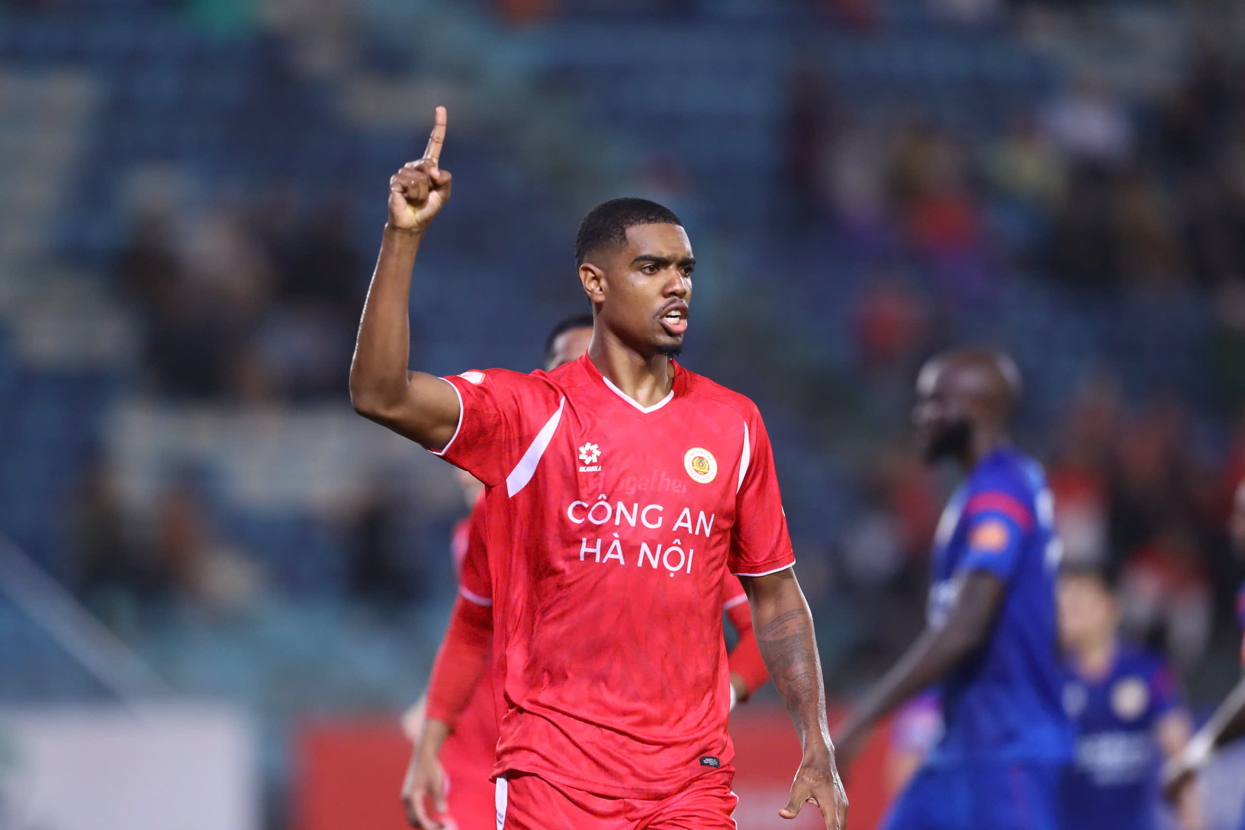 Vòng 9 LPBank V-League 2025/26: Phân cực ở hai đầu bảng